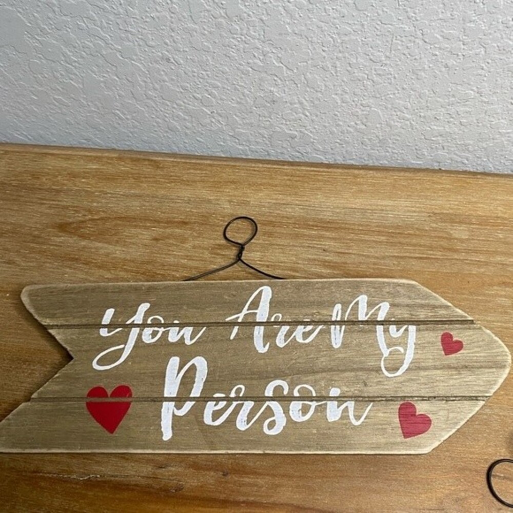 Valentine’s Day Bundle of 3 Rustic love signs Wall decor - Picture 5 of 7